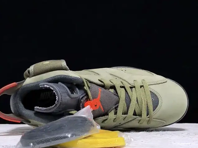 6 Medium Jordan Travis CN1084-200 x Olive Air Scott 0508